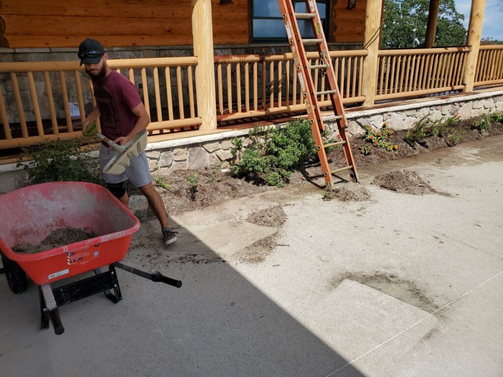 Log Master employees will be expected to do clean up.