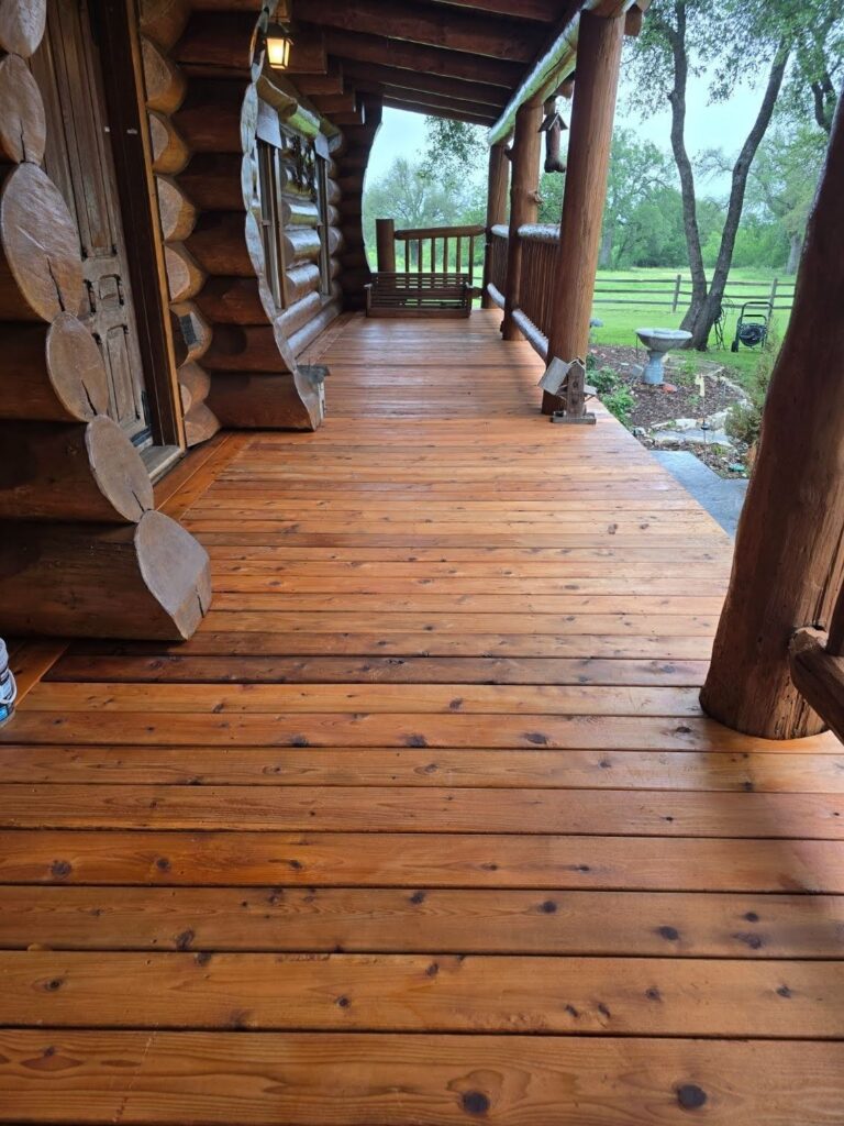 A well maintained rental cabin front porch that people can enjoy