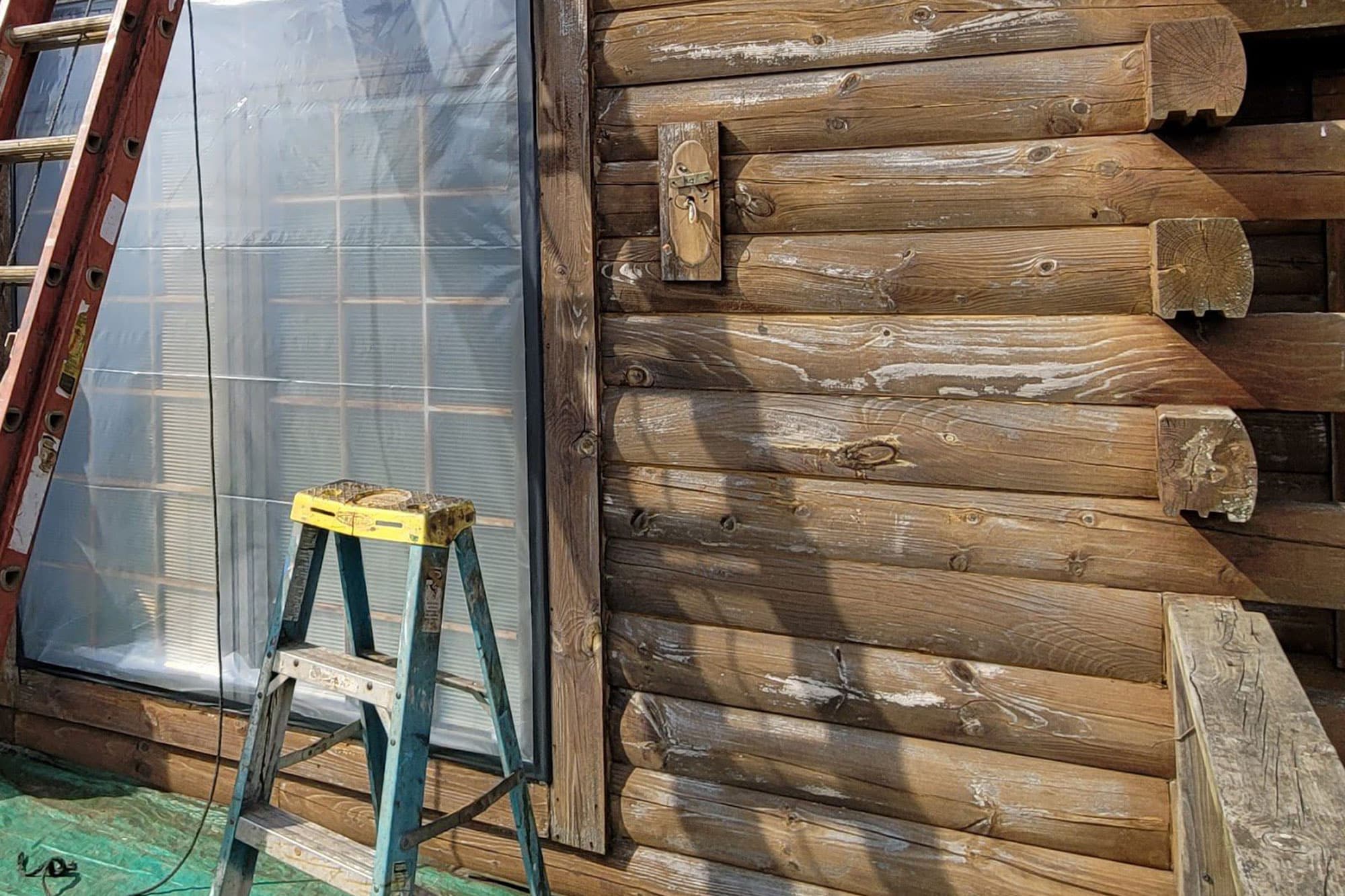 Log Masters Restorations Removing Nailed in Mortar and Wire Chinking with Hammer and Chisel